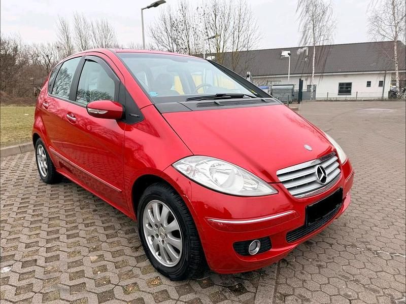 Rot Gebraucht 2005 Mercedes A150 Kleinwagen | 1.750 € (Fairer Preis) - Bild 1/4