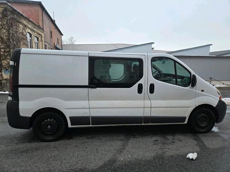 Gebraucht Renault Trafic 2006 Weiß Van / Kleinbus