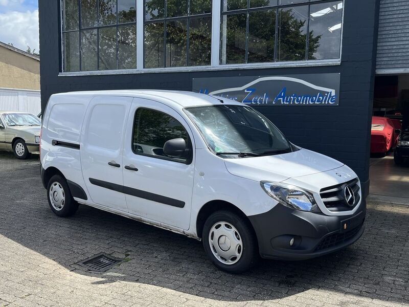 Weiß Gebraucht 2019 Mercedes Citan 109 Van / Kleinbus | 6.890 € (Fairer Preis) - Bild 1/4