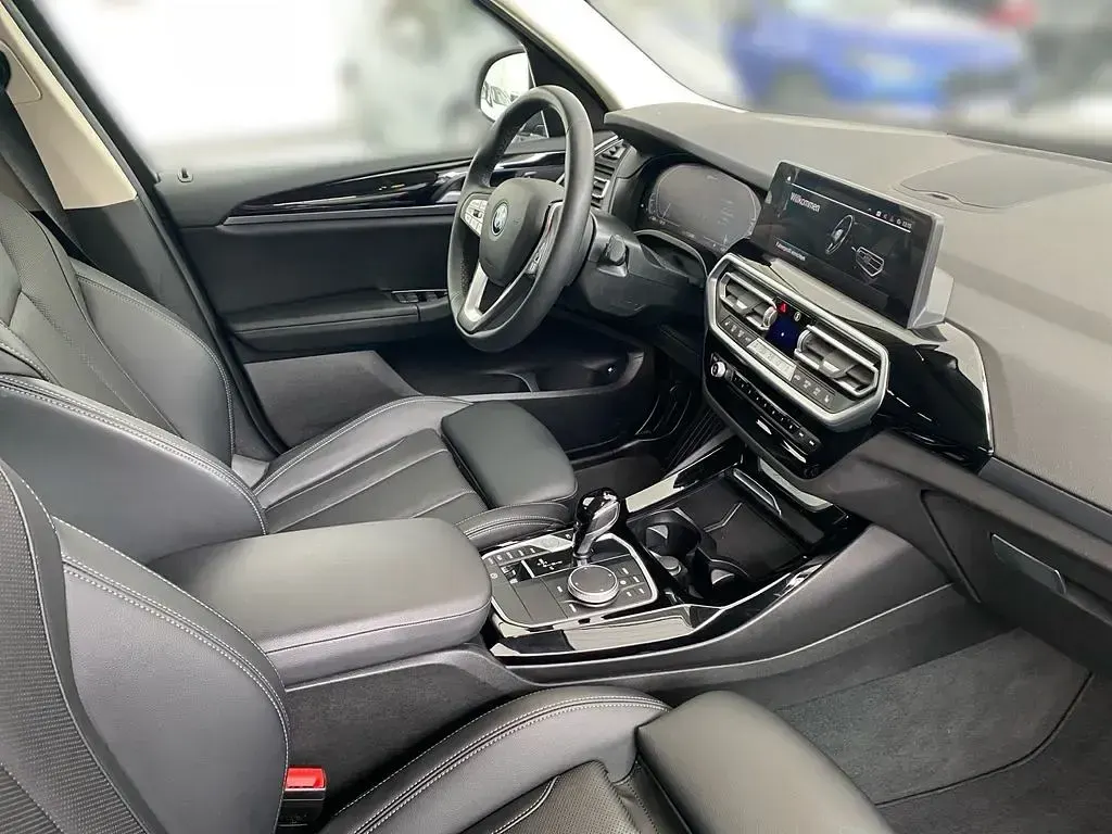 Gebraucht BMW X3 Sport Line 292 PS (214 kW) 2023 Schwarz SUV