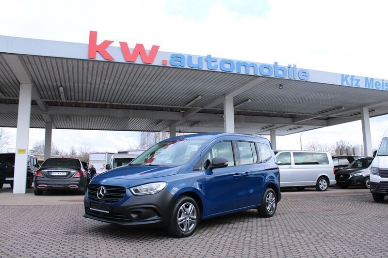 Blau Gebraucht 2022 Mercedes Citan 110 Kombi | 17.900 € (Fairer Preis) - Bild 1/4
