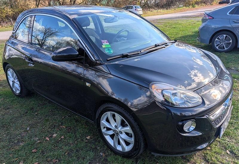 Gebraucht Opel Adam 69 PS (50 kW) 2014 Schwarz Kleinwagen