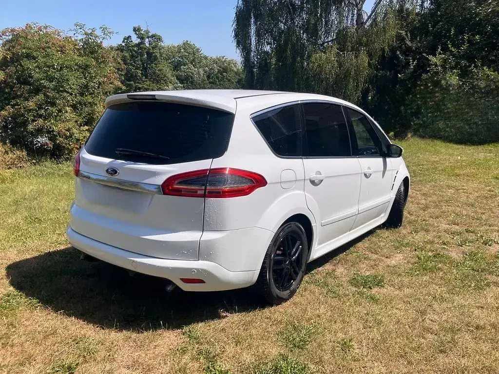 Gebraucht Ford S-MAX Titanium S 203 PS (149 kW) 2010 Weiß Van / Kleinbus