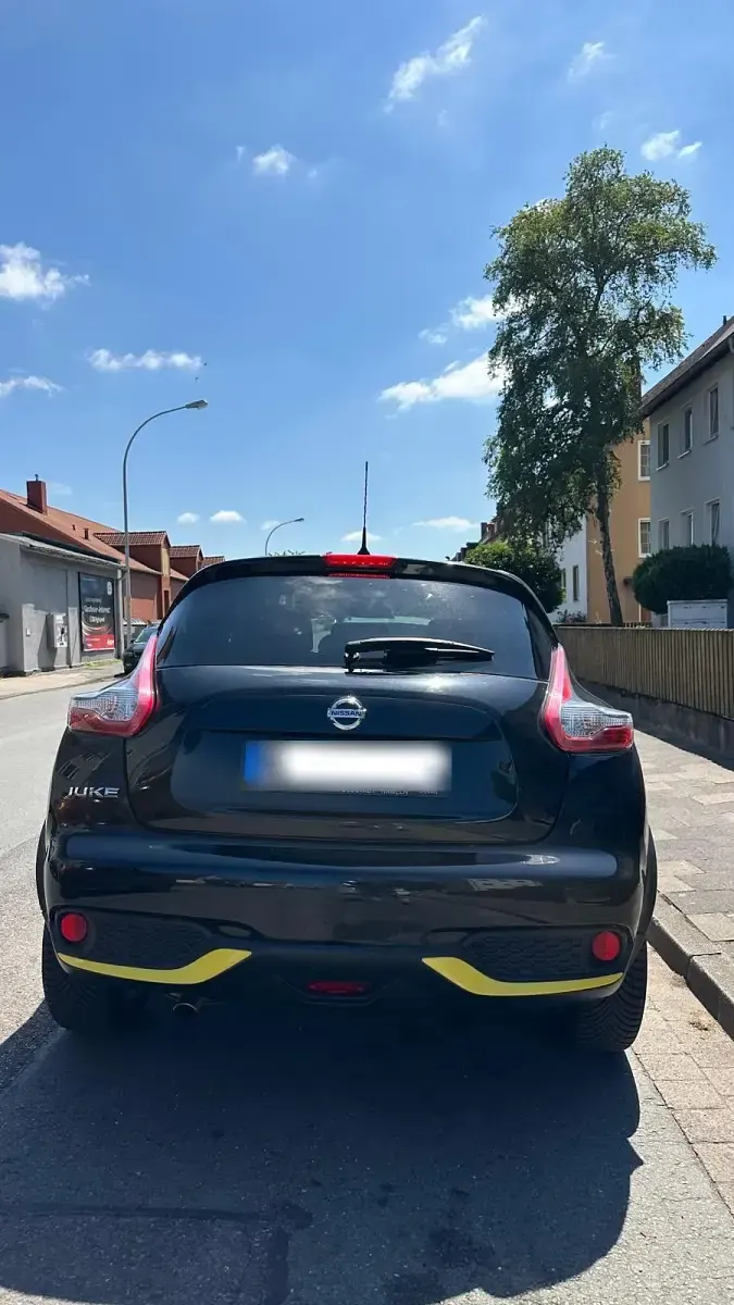 Gebraucht Nissan Juke 116 PS (85 kW) 2016 Schwarz SUV