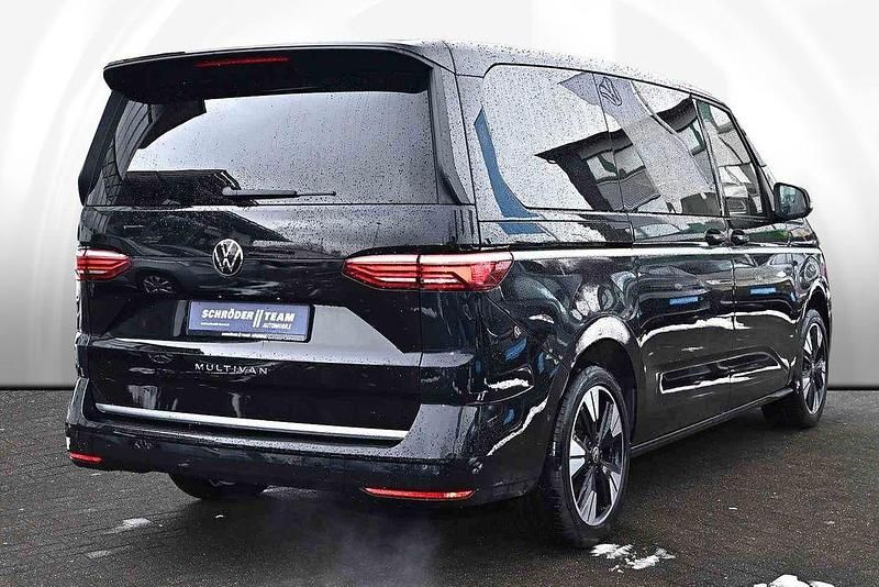 Gebraucht VW Multivan Style 150 PS (110 kW) 2024 Schwarz Van