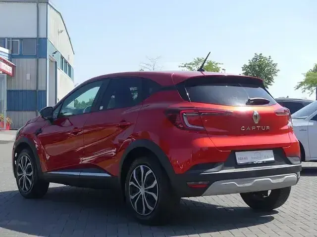 Gebraucht Renault Captur Intens 91 PS (66 kW) 2021 Rot SUV