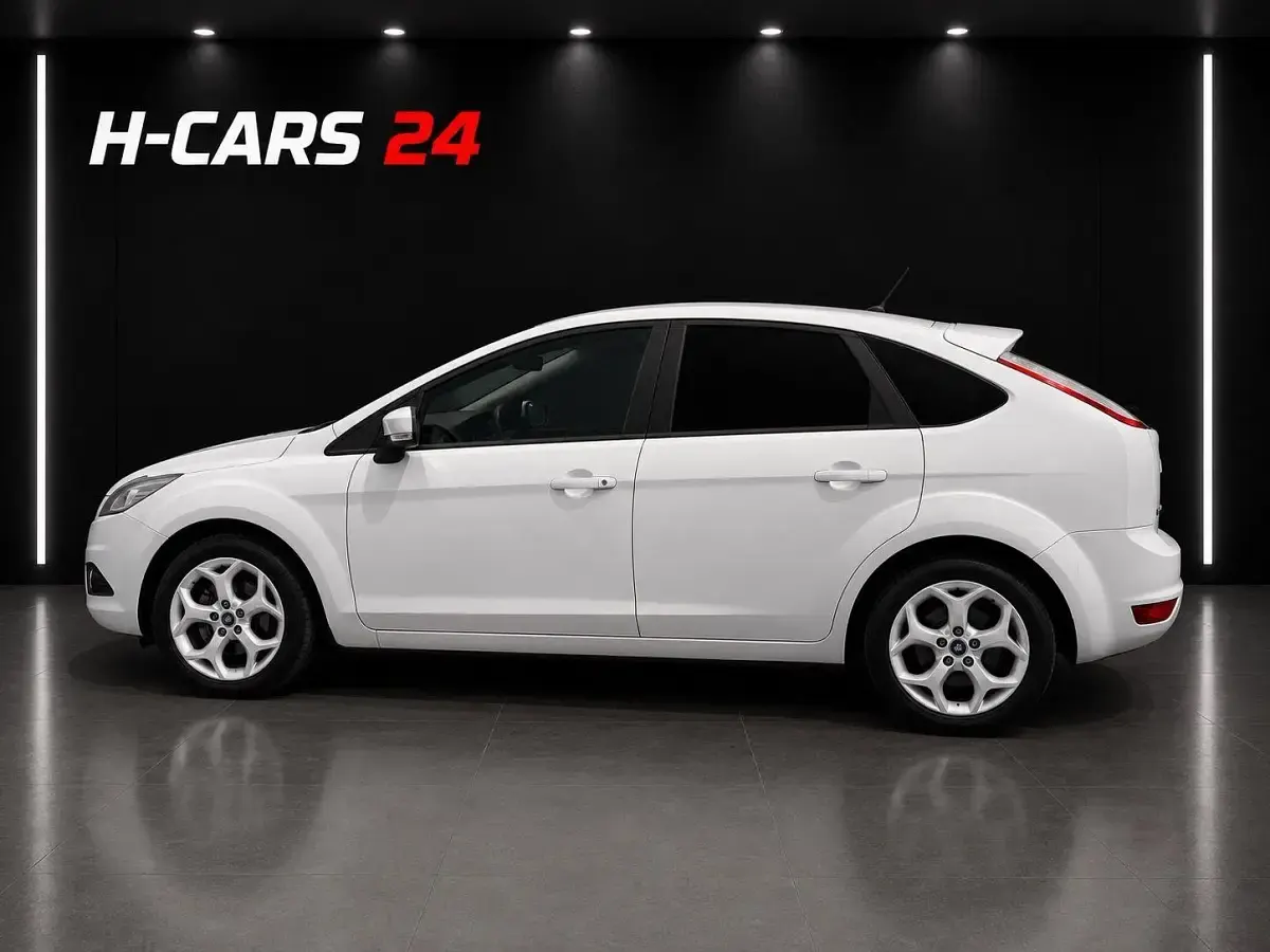 Gebraucht Ford Focus Viva 101 PS (74 kW) 2010 Weiß Limousine
