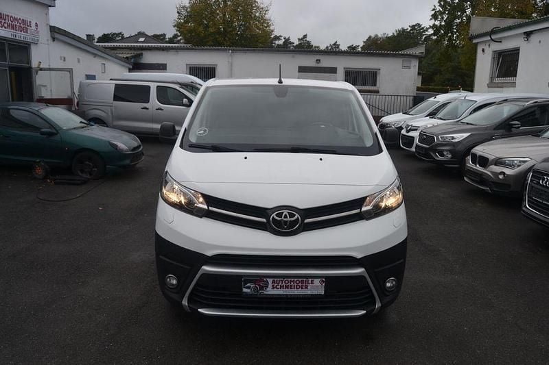 Weiß Gebraucht 2021 Toyota Proace Comfort Van | 12.990 € (Superpreis) - Bild 1/4