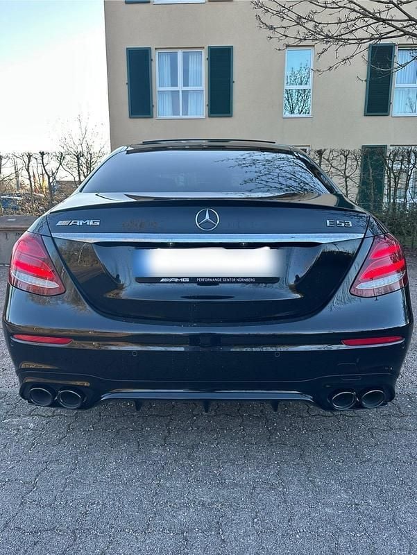 Schwarz Gebraucht 2020 Mercedes E53 AMG AMG Limousine | 51.900 € (Fairer Preis) - Bild 1/4