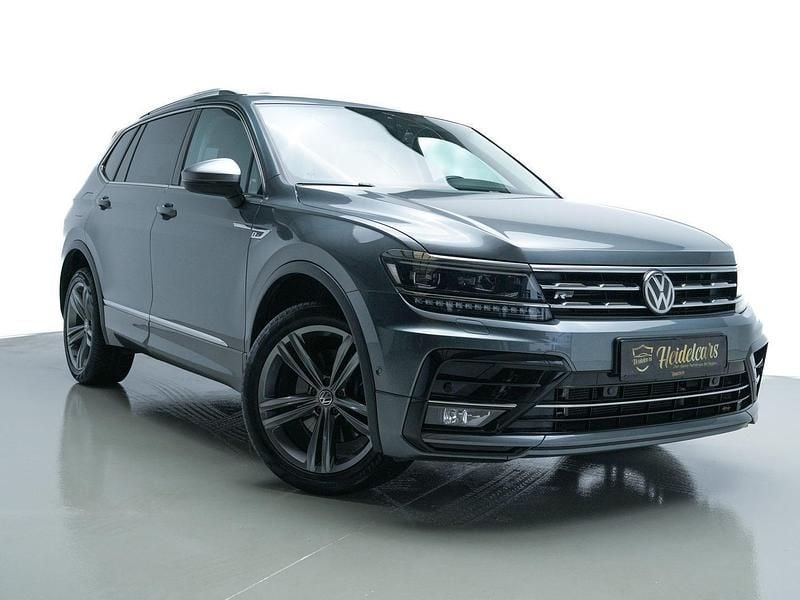 Grau Gebraucht 2018 VW Tiguan Allspace Highline SUV | 25.990 € (Fairer Preis) - Bild 1/3