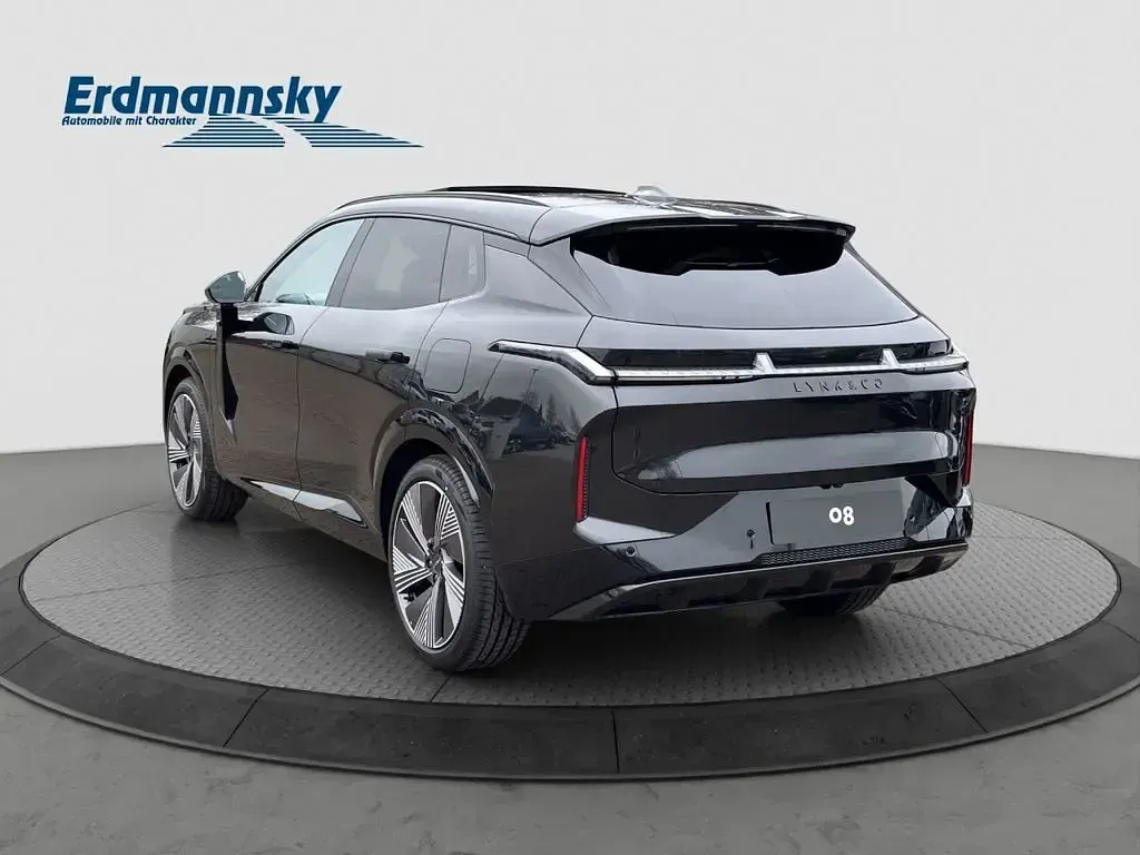 Neu Lynk & Co 08 349 PS (256 kW) 2026 Schwarz SUV
