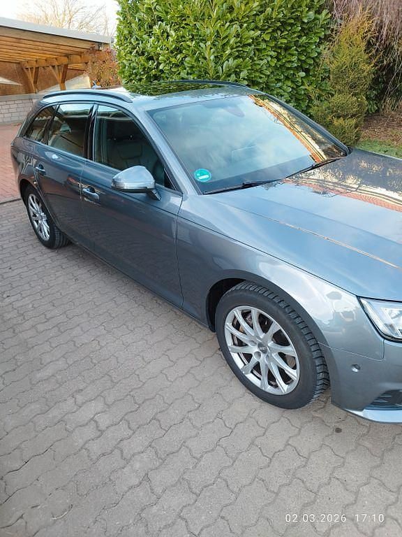Gebraucht Audi A4 Design 190 PS (139 kW) 2018 Kombi