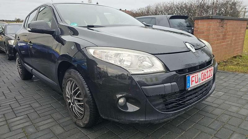 Gebraucht Renault Mégane Expression 90 PS (66 kW) 2010 Schwarz Limousine