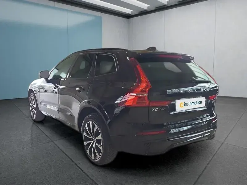 Gebraucht Volvo XC60 Plus 250 PS (183 kW) 2025 Schwarz SUV