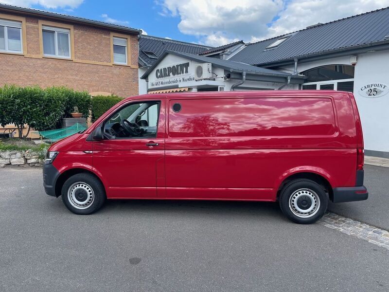 Kirschrot Gebraucht 2018 VW T6 Van | 17.900 € (Guter Preis) - Bild 1/4