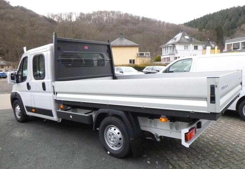 Weiß Gebraucht 2023 Peugeot Boxer Van | 18.277 € (Superpreis) - Bild 1/4