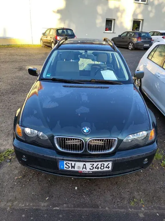 Gebraucht BMW 320 170 PS (125 kW) 2002 Grün Kombi