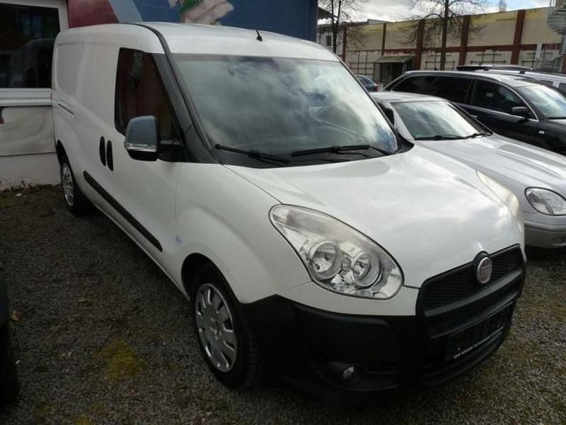 Weiss Gebraucht 2010 Fiat Doblò Van / Kleinbus | 4.750 € (Fairer Preis) - Bild 1/4
