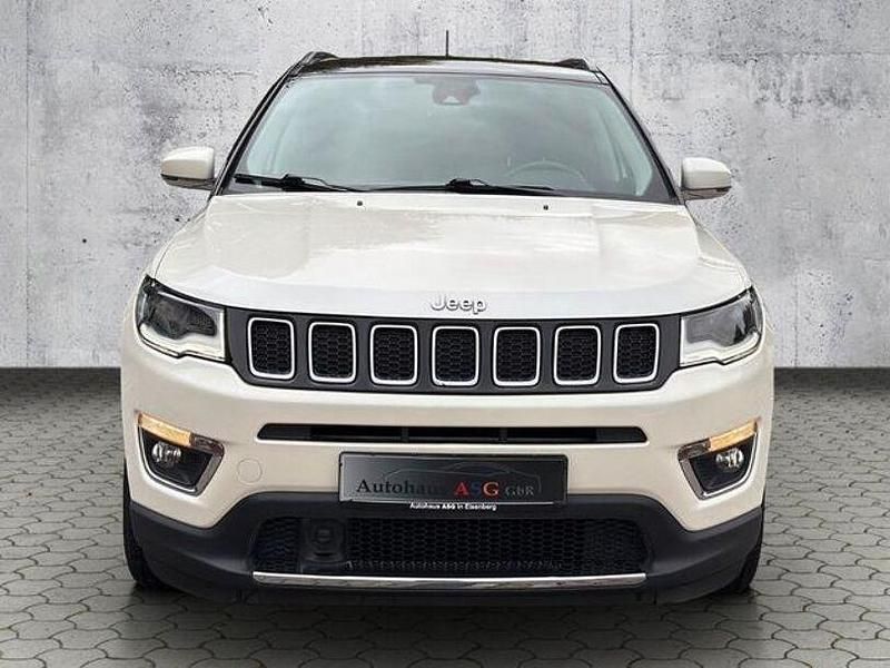 Gebraucht Jeep Compass Opening Edition 170 PS (125 kW) 2017 Weiß SUV