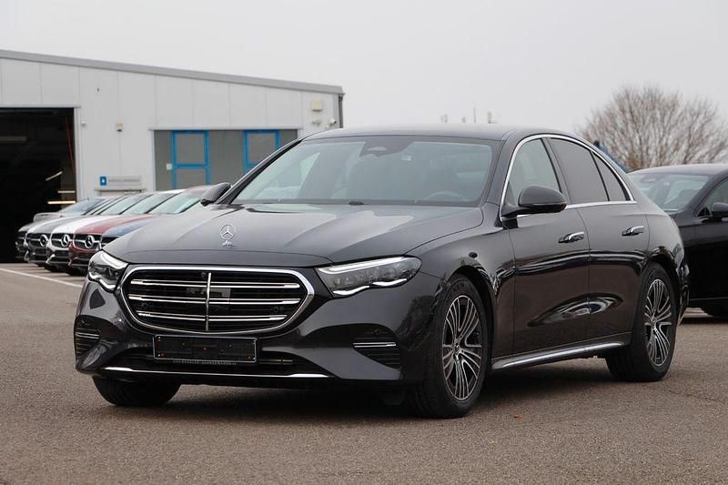 Metalliclack graphitgrau Gebraucht 2024 Mercedes E200 Exclusive Limousine | 49.890 € (Guter Preis) - Bild 1/4