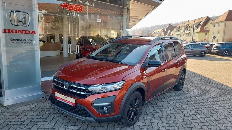 Gebraucht Dacia Jogger Extreme 101 PS (74 kW) 2022 Orange Van / Kleinbus