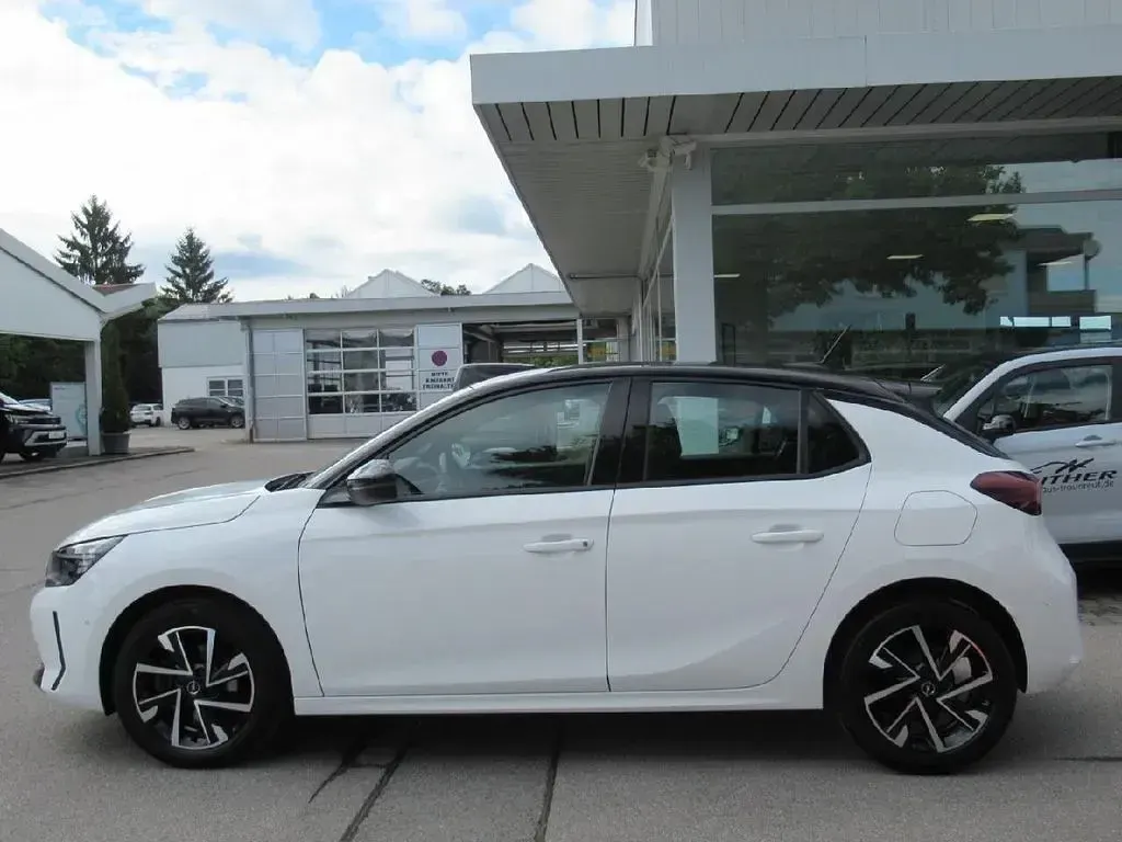 Gebraucht Opel Corsa 101 PS (74 kW) 2024 Weiß Kleinwagen