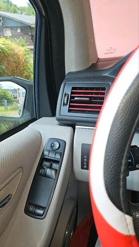Silber Gebraucht 2006 Mercedes B200 Van / Kleinbus | 3.000 € (Superpreis) - Bild 1/4