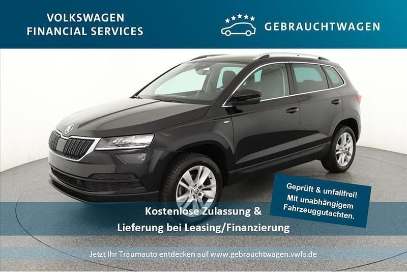 Schwarz Gebraucht 2021 Skoda Karoq Ambition SUV | 24.889 € (Superpreis) - Bild 1/4