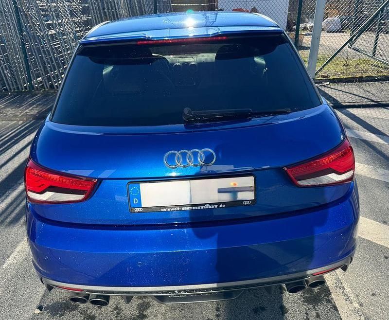 Gebraucht Audi S1 Ambiente 231 PS (169 kW) 2014 Blau Kleinwagen