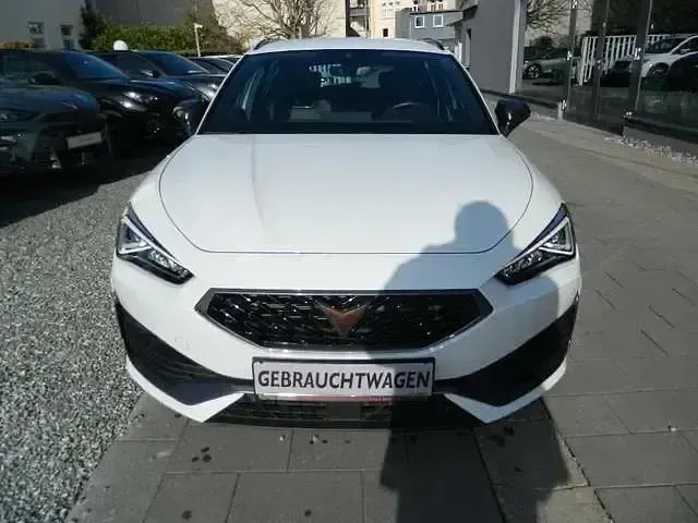 Gebraucht Cupra Leon VZ3 310 PS (228 kW) 2022 Weiss Limousine