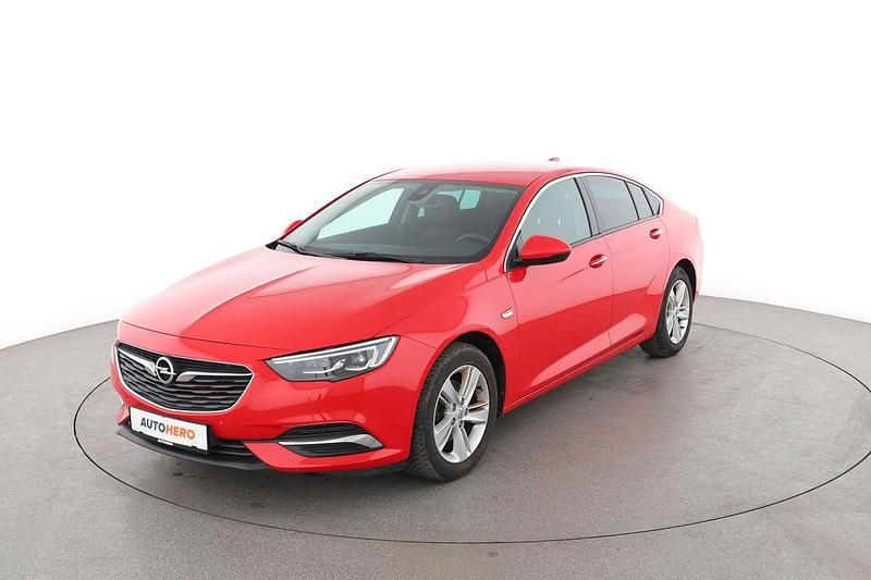 Rot Gebraucht 2017 Opel Insignia Innovation Limousine | 13.310 € (Fairer Preis) - Bild 1/3