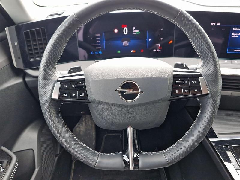 Gebraucht Opel Astra Elegance 179 PS (131 kW) 2022 Silber metallic