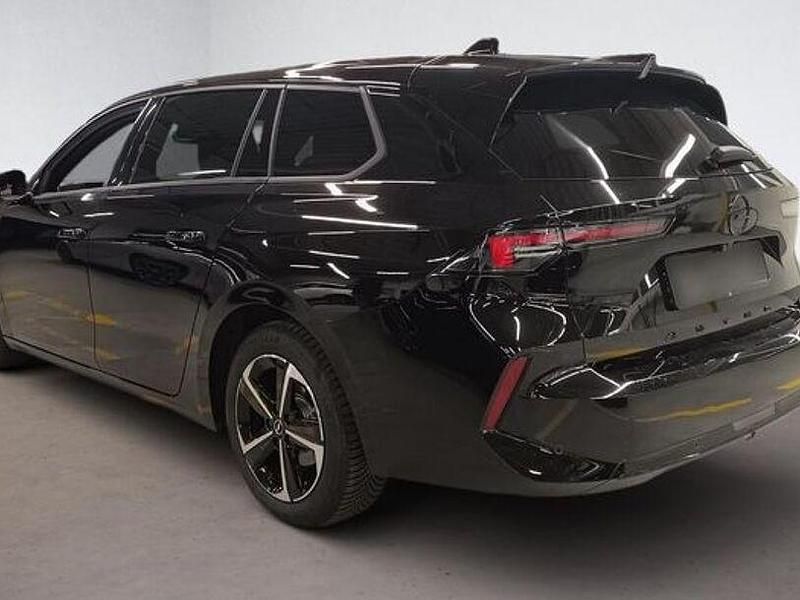 Gebraucht Opel Astra 131 PS (96 kW) 2024 Schwarz Kombi