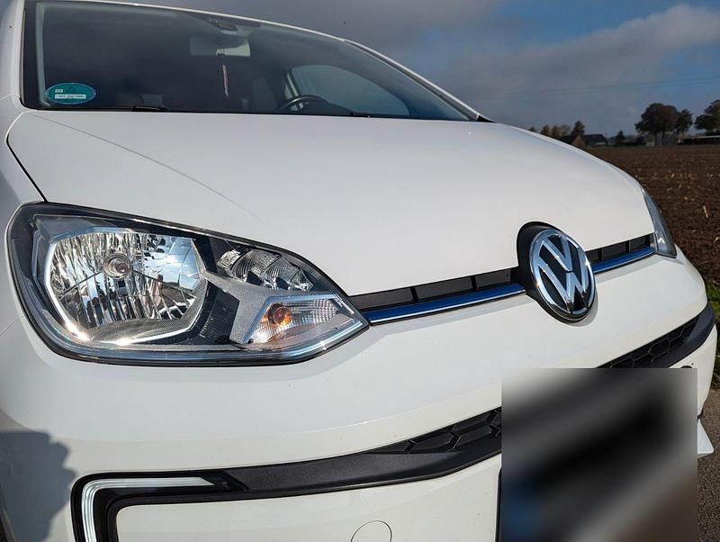 Usata VW e-up! 61 kW (83 CV) 2017 Bianco Utilitaria