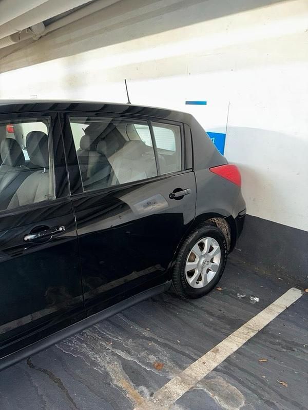 Gebraucht Nissan Tiida Acenta 110 PS (80 kW) 2009 Schwarz Limousine