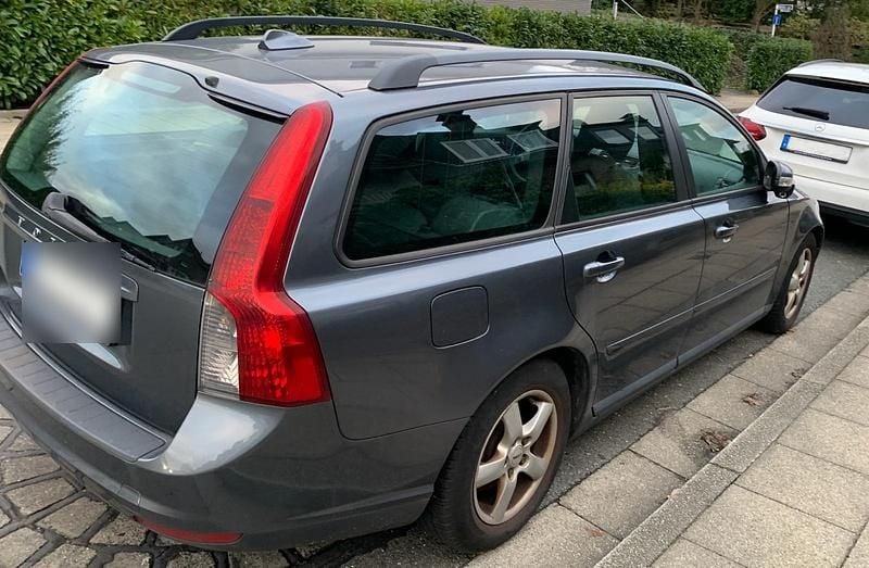 Gebraucht Volvo V50 109 PS (80 kW) 2009 Grau Kombi