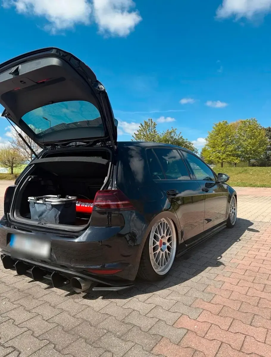 Gebraucht VW Golf VII GTI 230 PS (169 kW) 2015 Schwarz Limousine