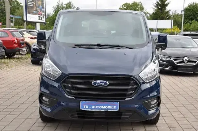 Gebraucht Ford Transit Custom 170 PS (125 kW) 2021 Blazerblau Van