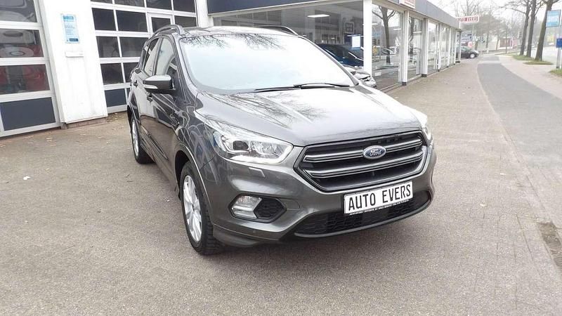 Gebraucht Ford Kuga ST-Line 150 PS (110 kW) 2017 Magneticgrau (metallic) SUV