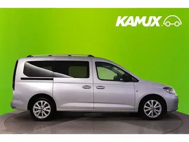 Gebraucht VW Caddy Maxi Life 114 PS (83 kW) 2023 Silber Van / Kleinbus