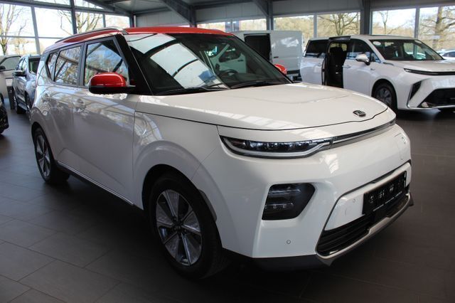 Weiß Gebraucht 2020 Kia Soul EV Spirit SUV | 21.990 € (Teuer) - Bild 1/4