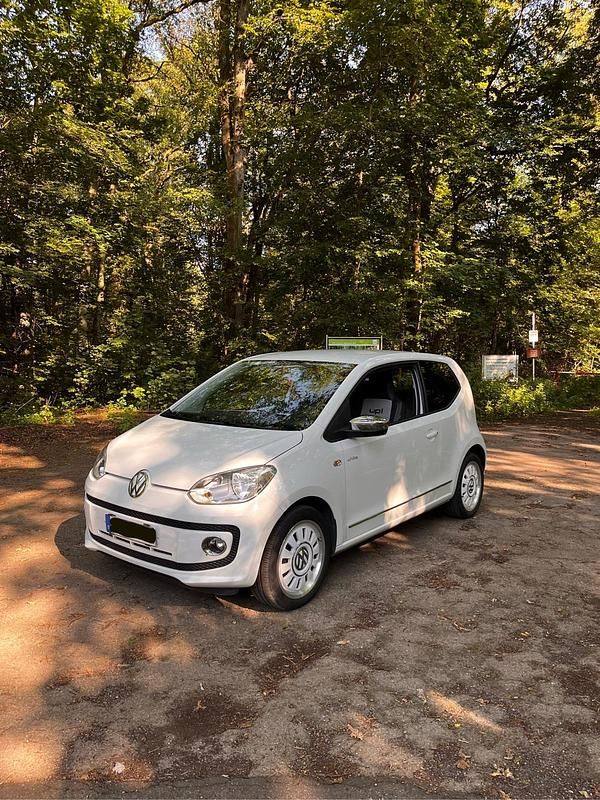 Weiß Gebraucht 2011 VW up! Edition Kleinwagen | 5.500 € (Teuer) - Bild 1/4