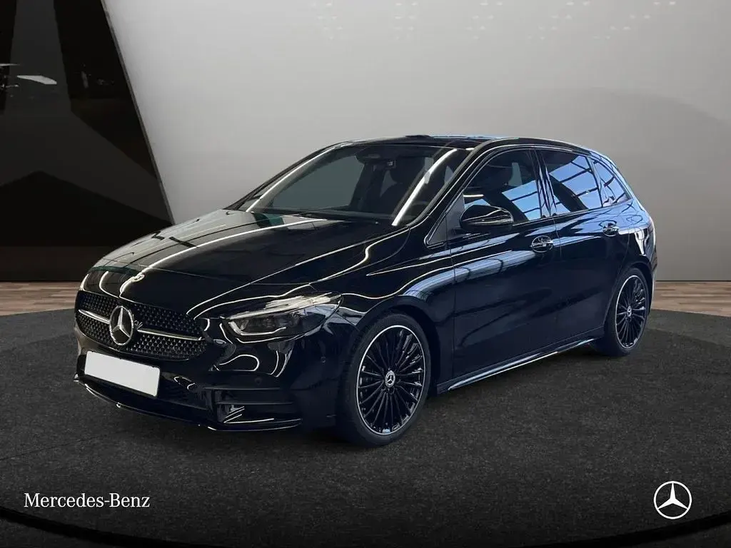 Gebraucht Mercedes B220 AMG 190 PS (139 kW) 2025 Schwarz Kleinwagen
