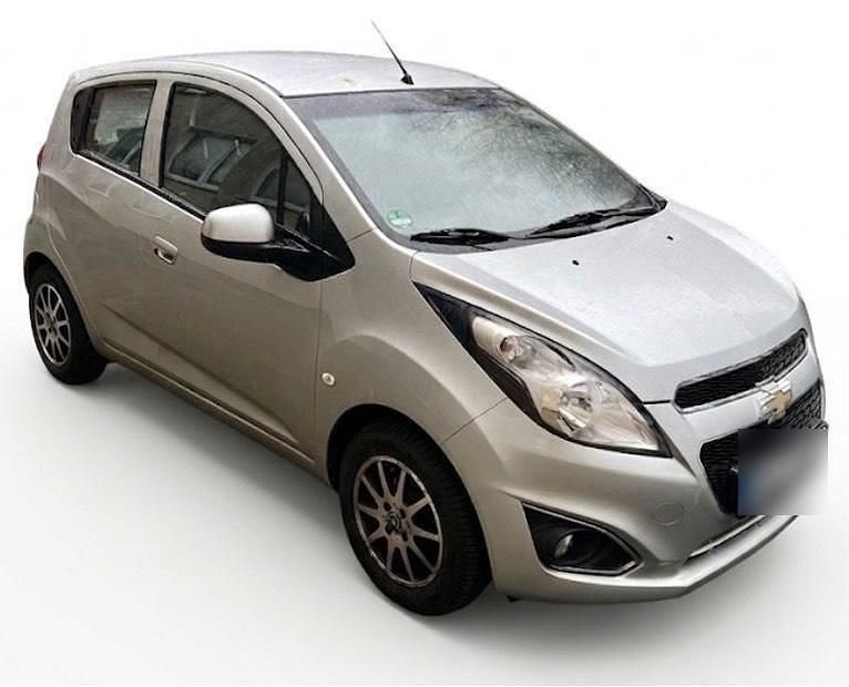 Gebraucht Chevrolet Spark 68 PS (50 kW) 2013 Silber Kleinwagen
