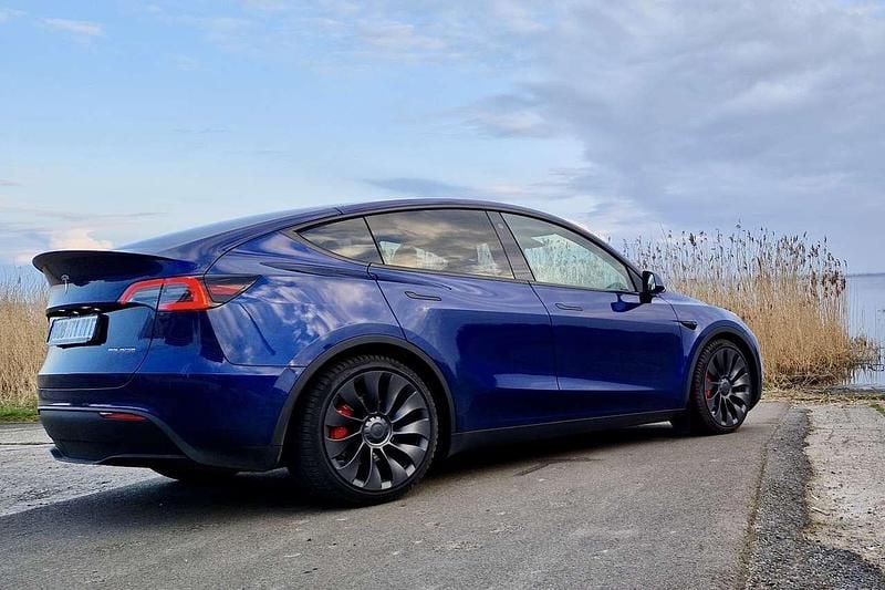 Gebraucht Tesla Model Y Performance 392 kW (534 PS) 2024 Blau SUV