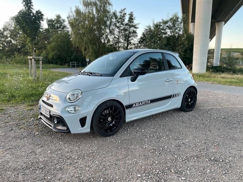 Grau Gebraucht 2018 Abarth 595 Turismo Kleinwagen | 14.500 € (Fairer Preis) - Bild 1/4