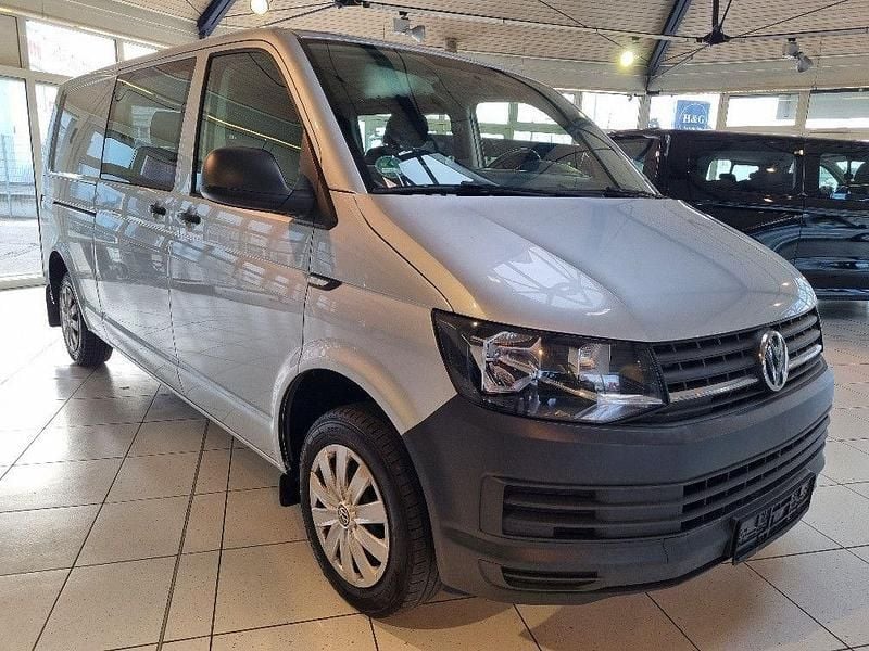 Second-hand VW Transporter 150 CP (110 kW) 2019 Argintiu Van