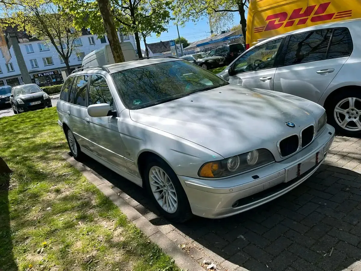 Second-hand BMW 520 177 CP (130 kW) 2002 Argintiu Break