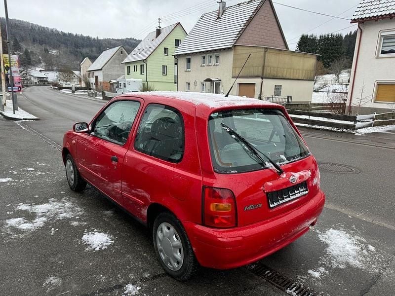 Gebraucht Nissan Micra 54 PS (39 kW) 2000 Rot Kleinwagen