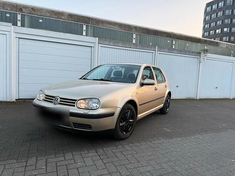 Gebraucht VW Golf IV Edition 102 PS (75 kW) 2002 Gelb Kleinwagen